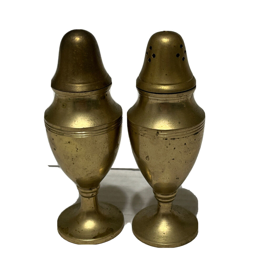 Vintage Solid Pattern Salt & Pepper Shakers Collectible